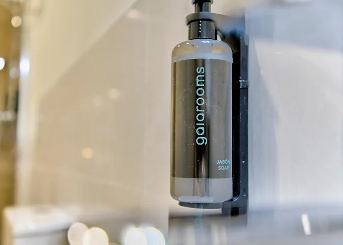 Olivia By Gaiarooms Apartment