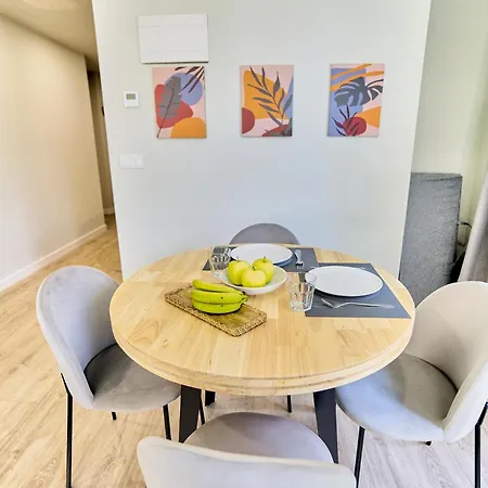 Olivia By Gaiarooms Apartmán