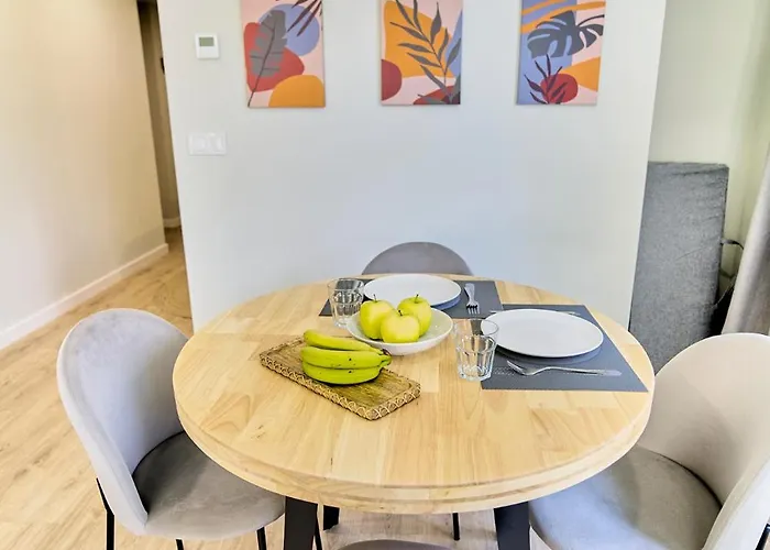 Olivia By Gaiarooms Lägenhet