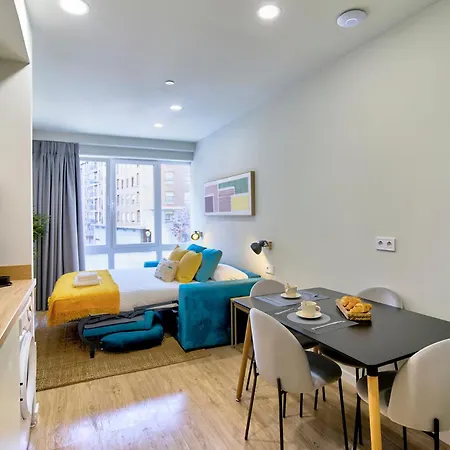 Olivia By Gaiarooms Apartman